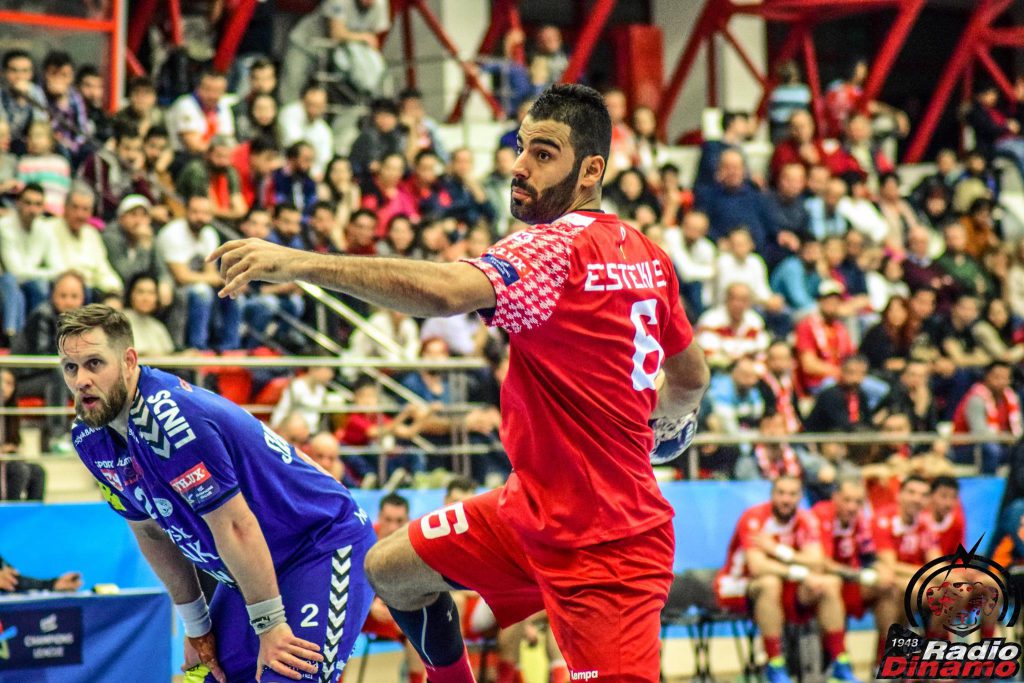 CS Dinamo Sajad Esteki