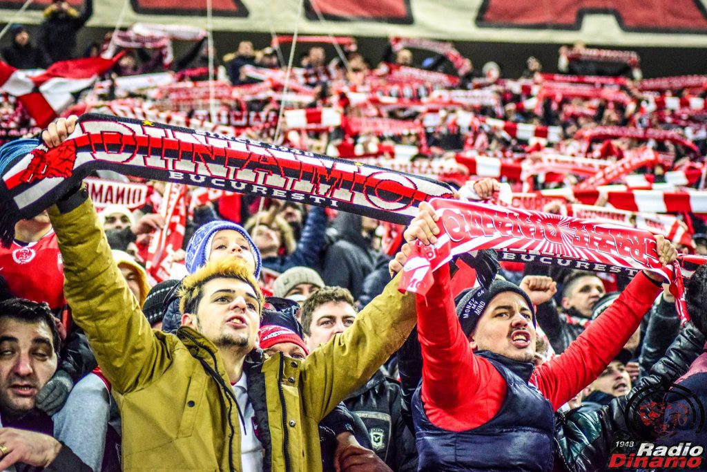 Dinamo-Steaua suporteri