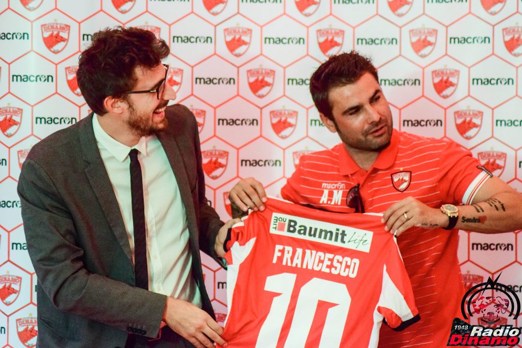 Prezentare echipament Macron Dinamo