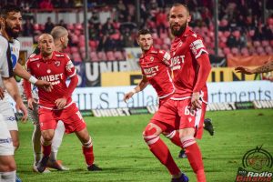 Dinamo Medias 2-0
