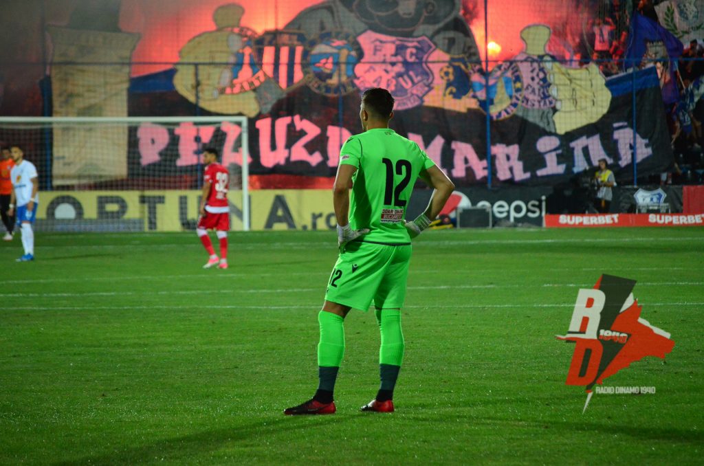 Esanu Dinamo Farul