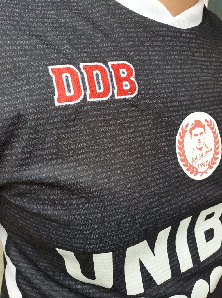 DDB 2