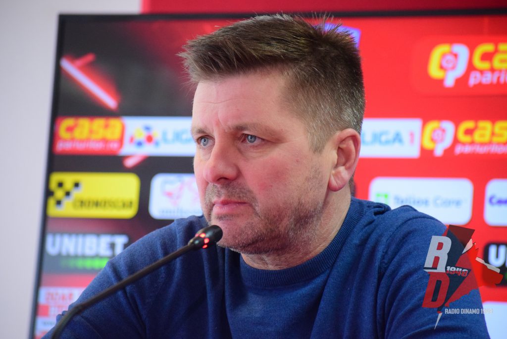 Dusan Uhrin