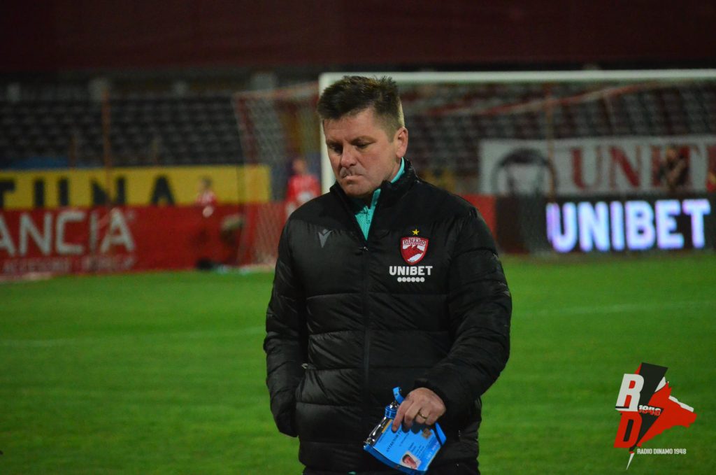Uhrin Dinamo