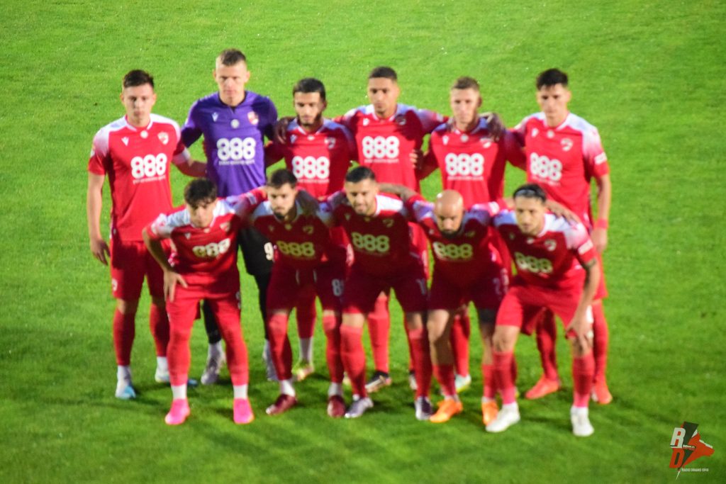 Dinamo promoveaza Liga I