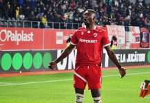 Pas inainte sau pas pe loc?