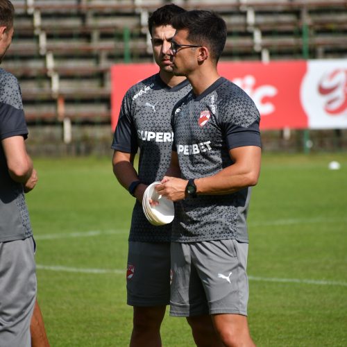 Primele semne ale schimbării: cum arată antrenamentele noului Dinamo