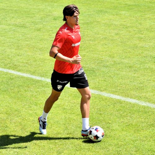 EXCLUSIV | Primele imagini cu noul jucător al lui Dinamo!
